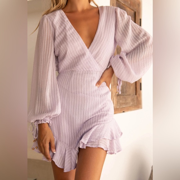 Saints+Secrets Dresses & Skirts - Saints + Secrets Lilo Surplice Neckline Cut Out Back Dress Lavender Size Small